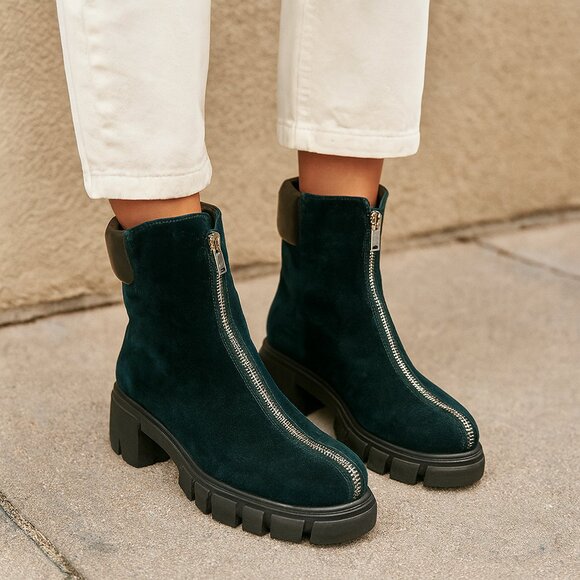 L'Idea by Lori SZ 8.5 Center Zip Emerald Green Suede Italian Lug Sole Boots $379 - Picture 1 of 11